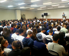 A Portos do Paraná enviou nesta quarta-feira (23) 43 funcionários para participar do 3° Seminário de Cabotagem e Intermodalidade - Logística e Infraestrutura, organizado pelo Instituto de Diplomacia Empresarial e Marketing de Cidades (Idem). São 250 pessoas no evento que acontece durante todo o dia em Paranaguá.Foto: Pierpaolo Nota/ Portos do Paraná 