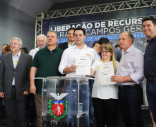 Nesta quinta-feira (24), dentro das atividades da transferência da sede do Governo do Estado para Ponta Grossa, o governador Carlos Massa Ratinho Junior anunciou as primeiras cidades que receberão condomínios para idosos