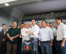 Nesta quinta-feira (24), dentro das atividades da transferência da sede do Governo do Estado para Ponta Grossa, o governador Carlos Massa Ratinho Junior anunciou as primeiras cidades que receberão condomínios para idosos