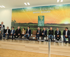 O governador Carlos Massa Ratinho Junior e a presidente do IBGE (Instituto Brasileiro de Geografia e Estatística), Susana Cordeiro Guerra, divulgam nesta sexta-feira (25), no Palácio Iguaçu, os números do Censo Agropecuário 2017.  Na foto,  diretor de Crédito e Estudos Econômicos do Ministério da Agricultura, Pecuária e Abastecimento , Wilson Vaz de Araújo. Curitiba, 25/10/2019 - Foto: Geraldo Bubniak/AEN