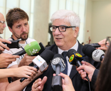 O governador Carlos Massa Ratinho Junior e a presidente do IBGE (Instituto Brasileiro de Geografia e Estatística), Susana Cordeiro Guerra, divulgam nesta sexta-feira (25), no Palácio Iguaçu, os números do Censo Agropecuário 2017.  Curitiba, 25/10/2019 - Foto: Geraldo Bubniak/AEN