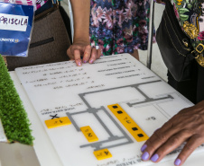 Um grupo de 45 integrantes do Movimento Brasileiro de Mulheres Cegas e com Baixa Visão visitou no sábado (26) o Museu Oscar Niemeyer (MON) com representantes de vários Estados brasileiros. Foto:Marcos Cantuario