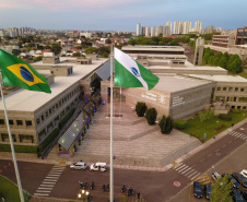 O governador Carlos Massa Ratinho Junior participou nesta segunda-feira (28), em Curitiba, da solenidade de posse da nova diretoria da Fiep, que será liderada pelo empresário Carlos Valter Martins Pedro nos próximos quatro anos. Ele substitui Edson Campagnolo no comando da federação. Foto: José Fernando Ogura/AEN