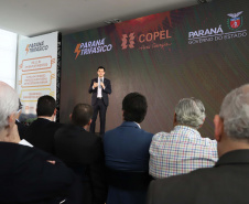 O governador Carlos Massa Ratinho Junior e o presidente da Copel, Daniel Slaviero, lançam nesta terça-feira (29) o Programa Paraná Trifásico, em Curitiba