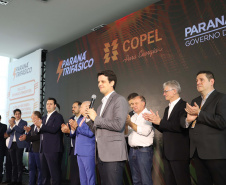 O governador Carlos Massa Ratinho Junior e o presidente da Copel, Daniel Slaviero, lançam nesta terça-feira (29) o Programa Paraná Trifásico, em Curitiba
