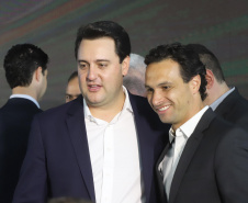 O governador Carlos Massa Ratinho Junior e o presidente da Copel, Daniel Slaviero, lançam nesta terça-feira (29) o Programa Paraná Trifásico, em Curitiba