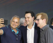 O governador Carlos Massa Ratinho Junior e o presidente da Copel, Daniel Slaviero, lançam nesta terça-feira (29) o Programa Paraná Trifásico, em Curitiba