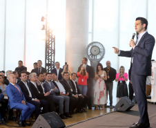O governador Carlos Massa Ratinho Junior e o presidente da Copel, Daniel Slaviero, lançam nesta terça-feira (29) o Programa Paraná Trifásico, em Curitiba