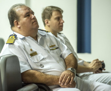 Mais de 7 mil pessoas já visitaram o Porto de Paranaguá em 2019. Em março deste ano, a empresa pública Portos do Paraná intensificou as visitas de grupos técnicos. Em junho, passou a receber os interessados também aos sábados. São estudantes, empresários e agricultores que querem aprender sobre logística e comércio internacional.