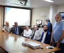 O Serviço Geológico do Brasil completou nesta terça-feira (29) 50 anos de atividades que foram comemorados no Paraná, em solenidade conjunta entre o Núcleo de Apoio Técnico de Curitiba e o Instituto de Terras, Cartografia e Geologia (ITCG). O Instituto apresentou os resultados do Mapeamento Geológico do Grupo Serra Geral no Paraná. Foto: Divulgação/SEDEST