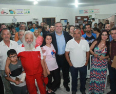 Os moradores da Vila Centenário, no bairro Cajuru, em Curitiba, participaram terça-feira (29) no programa Fala Comunidade, uma ação organizada pela Coordenação de Assuntos Comunitários da Secretaria da Justiça, Família e Trabalho, que propõe debate sobre problemas locais, apresentação de programas do governo e orientações ao consumidor.Foto:SEJUF