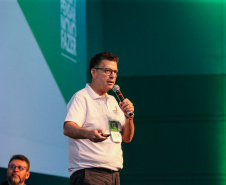 Eduardo Bekin, da Paraná Invest participa nesta quinta-feira (31),  do encontro de capacitação Governo 5.0 no Hotel Rafain Palace & Convention, em Foz do Iguaçu. Foz do Iguaçu, 31/10/2019 -  Foto: Geraldo Bubniak/AEN