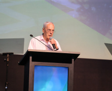 O secretário da Administração e Previdência - Reinhold Stephanes, participa nesta sexta-feira (01),  do encontro de capacitação Governo 5.0 no Hotel Rafain Palace & Convention, em Foz do Iguaçu. Foz do Iguaçu, 01/11/2019 -  Foto: Geraldo Bubniak/AEN