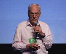 O secretário da Administração e Previdência - Reinhold Stephanes, participa nesta sexta-feira (01), do encontro de capacitação Governo 5.0 no Hotel Rafain Palace & Convention, em Foz do Iguaçu. Foz do Iguaçu, 01/11/2019 - Foto: José Fernando Ogura/AEN