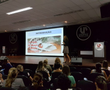 A Secretaria de Estado da Saúde (Sesa) iniciou nesta sexta-feira (1), encontros Macrorregionais para qualificação da atenção materno-infantil. O primeiro evento está sendo realizado em Cascavel, Região Oeste do Estado. Foto: Divulgação/SESA