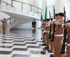 Vice-governador Darci Piana recebe o embaixador da Coreia do Sul,  Chan-Woo Kim. Curitiba,01/11/2019 - Foto: Ari Dias/AEN