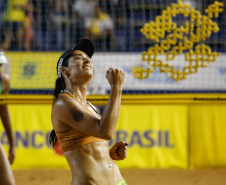 Ágatha Bednarczuk Rippel – Ao lado da sergipana Duda (também eleita), Ágatha subiu ao pódio cinco vezes este ano em competições internacionais. No Circuito Mundial garantiu a medalha de ouro em Ostrava; bronze na etapa quatro estrelas em Varsóvia; ouro na etapa cinco estrelas em Tóquio e bronze em Viena. A dupla também ficou com a prata no World Tour Finals em Roma. As conquistas garantiram à dupla a classificação para os Jogos Olímpicos de Tóquio. Foto: William Lucas/Inovafoto/CBV
