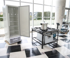 O governador Carlos Massa Ratinho Junior confirma nesta quarta-feira (06) recursos para compra de climatizadores, refrigeradores, conjuntos refeitórios, mesas, banquetas e utensílios para as escolas estaduais do Paraná. O investimento será feito por meio da Fundepar.  Curitiba, 06/11/2019 - Foto: Geraldo Bubniak/AEN