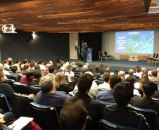 Referência no modal hidroviário, a empresa pública Portos do Paraná participou do I Seminário Infraestrutura Paraná com duas palestras sobre o setor portuário, nesta quarta-feira (6), no auditório da Celepar, em Curitiba. Organizado pelo Departamento Nacional de Infraestrutura de Transporte (DNIT), Rede de Desenvolvimento de Pessoas do Paraná e Departamento de Estradas de Rodagem (DER), o evento reúne representantes de todas as matrizes modais. Foto: Rodrigo Sell/ Portos do Paraná 
