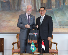 Vice-governador Darci Piana recebe o embaixador da República da Indonésia, Edi Yusup. 07/11/2019 Foto: José Fernando Ogura/AEN