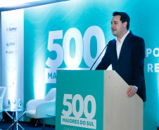 O governador Carlos Massa Ratinho Junior participa do evento de premiação das 500 maiores empresas do Sul. 