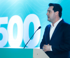 O governador Carlos Massa Ratinho Junior participa do evento de premiação das 500 maiores empresas do Sul. 
