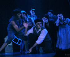 Dança, música e teatro marcam a programação de fim de ano do Centro Cultural Teatro Guaíra. Entre as atrações há a estreia de João e Maria, montagem especial da Escola de Dança Teatro Guaíra, com mais de 100 alunos em cena. Já a Orquestra Sinfônica do Paraná apresenta cinco concertos até o fim de dezembro, incluindo o espetáculo My Fair Lady, com 14 trechos do musical clássico, que será cantado ao vivo em português.