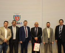 Os projetos do Corredor Oeste de Exportação - Nova Ferroeste, que deverá ligar Maracaju (MS) ao Porto de Paranaguá, incluindo o ramal Cascavel a Foz do Iguaçu, foram apresentados aos empresários da RZD International, uma operadora do sistema ferroviário russo. Foto: Divulgação/SEPL