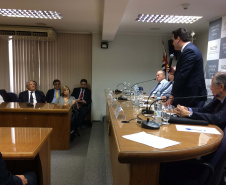 O governador Carlos Massa Ratinho Junior afirmou nesta segunda-feira (11) que a gestão pública precisa inovar e se modernizar para prestar serviços de melhor qualidade à população. A declaração foi feita em palestra na Associação Comercial de São Paulo (ACSP), na capital paulista, que reuniu membros dos conselhos Político e Social (Cops) e de Economia (COE) da entidade.Foto: ACSP