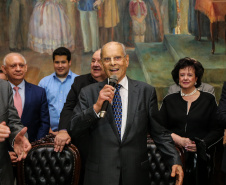 Lançamento de Livro e homenagem de universidades estaduais ao ex-governador Paulo Pimentel, no Salão Nobre do Palácio Iguaçu em Curitiba.   11/11/2019  -  Foto: Geraldo Bubniak/AEN