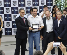 Pato Branco, no Sudoeste do Estado, ganhou uma nova sede da Delegacia da Mulher. O governador Carlos Massa Ratinho Junior inaugurou nesta terça-feira (12) o prédio em que a divisão especializada da Polícia Civil passa a funcionar. O espaço de 380 metros quadrados era utilizado pelo Fórum da cidade e foi repassado para a Secretaria de Estado da Segurança Pública. Foto: José Fernando Ogura/AEN