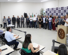 Pato Branco, no Sudoeste do Estado, ganhou uma nova sede da Delegacia da Mulher. O governador Carlos Massa Ratinho Junior inaugurou nesta terça-feira (12) o prédio em que a divisão especializada da Polícia Civil passa a funcionar. O espaço de 380 metros quadrados era utilizado pelo Fórum da cidade e foi repassado para a Secretaria de Estado da Segurança Pública. Foto: José Fernando Ogura/AEN