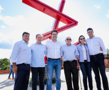 A prefeitura de Pato Branco, no Sudoeste do Paraná, ganhará uma nova sede. O Governo do Estado aportará R$ 20 milhões na obra, que deve ser licitada em 2020. Haverá contrapartida de R$ 6 milhões do município.

Nesta terça-feira (12), o governador Carlos Massa Ratinho Junior fez o lançamento da pedra fundamental do novo espaço. 