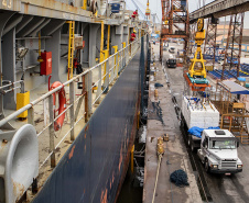  Klabin exporta sua maior carga pelo Porto de Paranaguá
