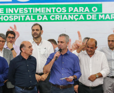 O Governo do Estado libera nesta quinta-feira (14) mais R$ 25 milhões para a continuidade das obras do Hospital da Criança de Maringá (Noroeste). A solenidade acontece na prefeitura de Maringá, com as presenças do Secretário do Desenvolvimento Urbano e Obras Públicas ? JoãoCarlos Ortega,  Secretário de Saúde ? Beto Preto, o Prefeito de Maringá, Ulisses Maia.Maringá, 14/11/2019 -  Foto: Geraldo Bubniak/AEN