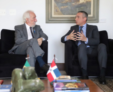 O Governo do Paraná estabeleceu os primeiros contatos para uma futura parceria com a República Dominicana