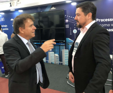 Cascavel, no Oeste do Estado, recebe nesta quinta e sexta-feira (21 e 22) o 7º Congresso Paranaense de Cidades Digitais, promovido pela Rede Cidade Digital (RCD), em parceria com a prefeitura do município, por meio da Fundação para o Desenvolvimento Científico e Tecnológico de Cascavel (Fundetec). O presidente da Celepar, Leandro Moura, vai abrir o evento destacando as ações que o Governo do Paraná vem tomando para tornar a administração menos burocrática. Foto: Divulgação/Celepar