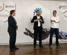 Cascavel, no Oeste do Estado, recebe nesta quinta e sexta-feira (21 e 22) o 7º Congresso Paranaense de Cidades Digitais, promovido pela Rede Cidade Digital (RCD), em parceria com a prefeitura do município, por meio da Fundação para o Desenvolvimento Científico e Tecnológico de Cascavel (Fundetec). O presidente da Celepar, Leandro Moura, vai abrir o evento destacando as ações que o Governo do Paraná vem tomando para tornar a administração menos burocrática. Foto: Divulgação/Celepar