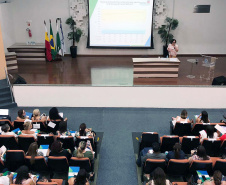 Depois de Cascavel e Ibiporã, Maringá sediou nesta sexta-feira (22) o terceiro evento macrorregional de qualificação da atenção materno-infantil promovido pela Secretaria de Estado da Saúde