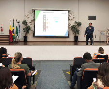 Depois de Cascavel e Ibiporã, Maringá sediou nesta sexta-feira (22) o terceiro evento macrorregional de qualificação da atenção materno-infantil promovido pela Secretaria de Estado da Saúde