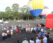 Aventura e Natureza, em Ribeirão Claro. Participaram: prefeito de Ribeirão Claro, Mario Augusto Pereira; diretor superintendente de Espotes, Hélio Wirbiski; diretor presidente do ITCG, Mozarte de Quadros Junior;   entre outros.Ribeirão Claro, 23-11-19.Foto: Arnaldo Alves / AEN.