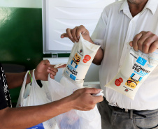 Em 2019, o Leite das Crianças completa 15 anos de atividade em Curitiba, que foi a última cidade a integrar o programa do Governo do Estado. Foto: Arnaldo Alves / AEN.