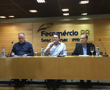 O Conselho Paranaense de Turismo (Cepatur) promoveu nesta segunda feira (25), sua 78° reunião ordinária. O encontro, realizado no auditório da Fecomércio, em Curitiba, foi aberto pelo presidente do Conselho, Antônio Azevedo, e o secretário do Desenvolvimento Sustentável e do Turismo, Márcio Nunes, falou sobre o desafio que é comandar. Foto: Edson Thomaz/SEDEST