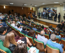 Na primeira reunião para apresentação do cronograma de atividades, o secretário de Estado da Infraestrutura e Logística, Sandro Alex, explicou que o objetivo dos grupos de trabalho do Governo do Estado e da União é garantir uma modelagem moderna de concessão. 