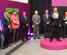 A Celepar comemorou nesta quarta-feira, 27 de novembro, 55 anos de história dedicada a facilitar a vida do cidadão paranaense. No evento de comemoração, com a presença do vice-governador Darci Piana, foi anunciado mais um projeto inovador, o CeleparLand, e também apresentada a nova identidade visual da empresa. Curitiba, 27/11/2019- Foto: Ari Dias/AEN