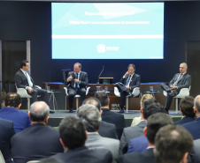 O governador Carlos Massa Ratinho Junior apresentou nesta quarta-feira (27), na Bolsa de Valores de São Paulo, as oportunidades de investimentos no Paraná. Ele destacou os potenciais do Estado, a moderna legislação sobre Parcerias Público-Privadas (PPPs) e o novo programa de concessão de rodovias, que vai abranger 4,1 quilômetros de estradas.Foto: José Fernando Ogura/AEN