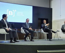 O governador Carlos Massa Ratinho Junior apresentou nesta quarta-feira (27), na Bolsa de Valores de São Paulo, as oportunidades de investimentos no Paraná. Ele destacou os potenciais do Estado, a moderna legislação sobre Parcerias Público-Privadas (PPPs) e o novo programa de concessão de rodovias, que vai abranger 4,1 quilômetros de estradas.Foto: José Fernando Ogura/AEN