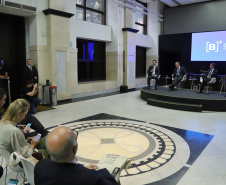 O governador Carlos Massa Ratinho Junior apresentou nesta quarta-feira (27), na Bolsa de Valores de São Paulo, as oportunidades de investimentos no Paraná. Ele destacou os potenciais do Estado, a moderna legislação sobre Parcerias Público-Privadas (PPPs) e o novo programa de concessão de rodovias, que vai abranger 4,1 quilômetros de estradas.Foto: José Fernando Ogura/AEN