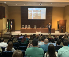 A Lei Geral de Proteção de Dados (LGPD) entra plenamente em vigor em agosto do próximo ano e exigirá adequações. Para esclarecer os reflexos da lei nas operações diárias do governo estadual, a Controladoria-Geral do Estado (CGE), em parceria com a Celepar, reuniram especialistas no assunto e servidores de diversos órgãos estaduais para debaterem as mudanças exigidas por essa legislação. O encontro foi terça-feira (26). Foto:CGE