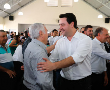 O município de Jandaia do Sul, no Vale do Ivaí, receberá uma série de ações do Governo do Estado nas áreas da saúde, segurança, saneamento, esporte, desenvolvimento urbano e para a sinalização de trânsito. Os investimentos somam R$ 21 milhões e foram confirmados pelo governador Carlos Massa Ratinho Junior nesta quinta-feira (28), em evento no município.